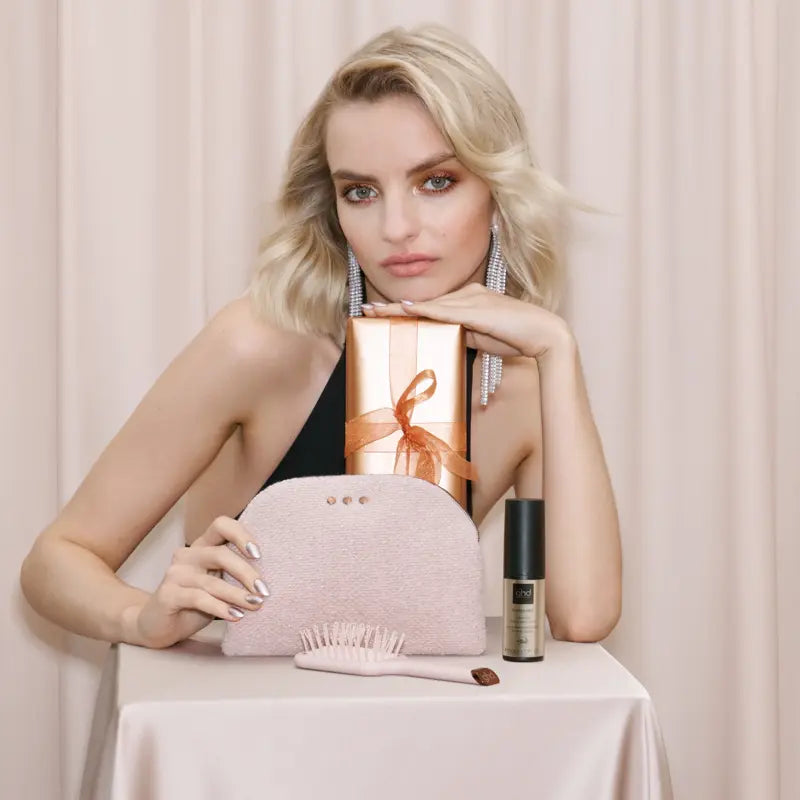 Set regalo ghd beige cashmere: neceser, Bodyguard y mini cepillo