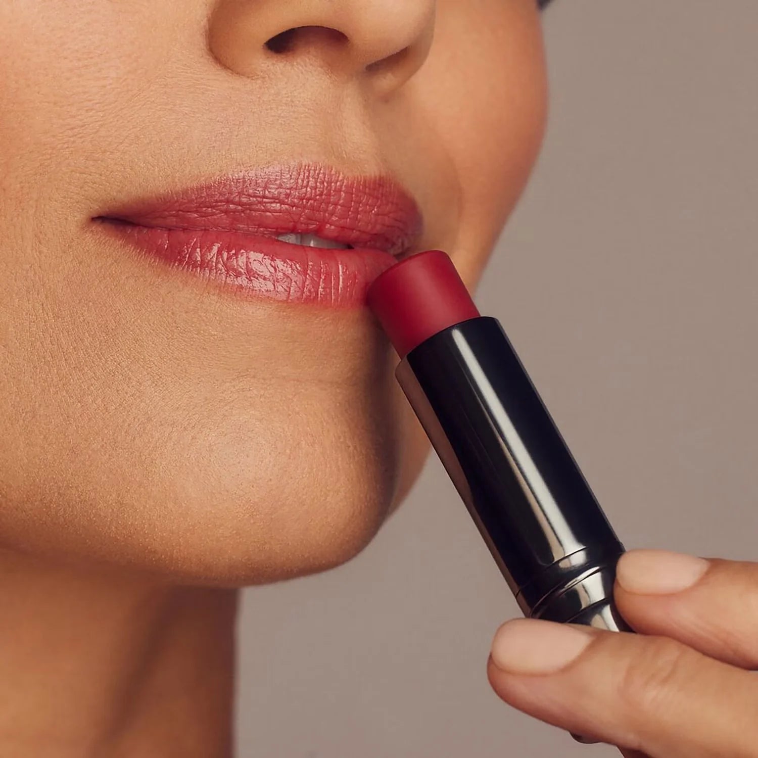 Perricone MD No Makeup Lipstick Red - Barra de Labios Roja Hidratante